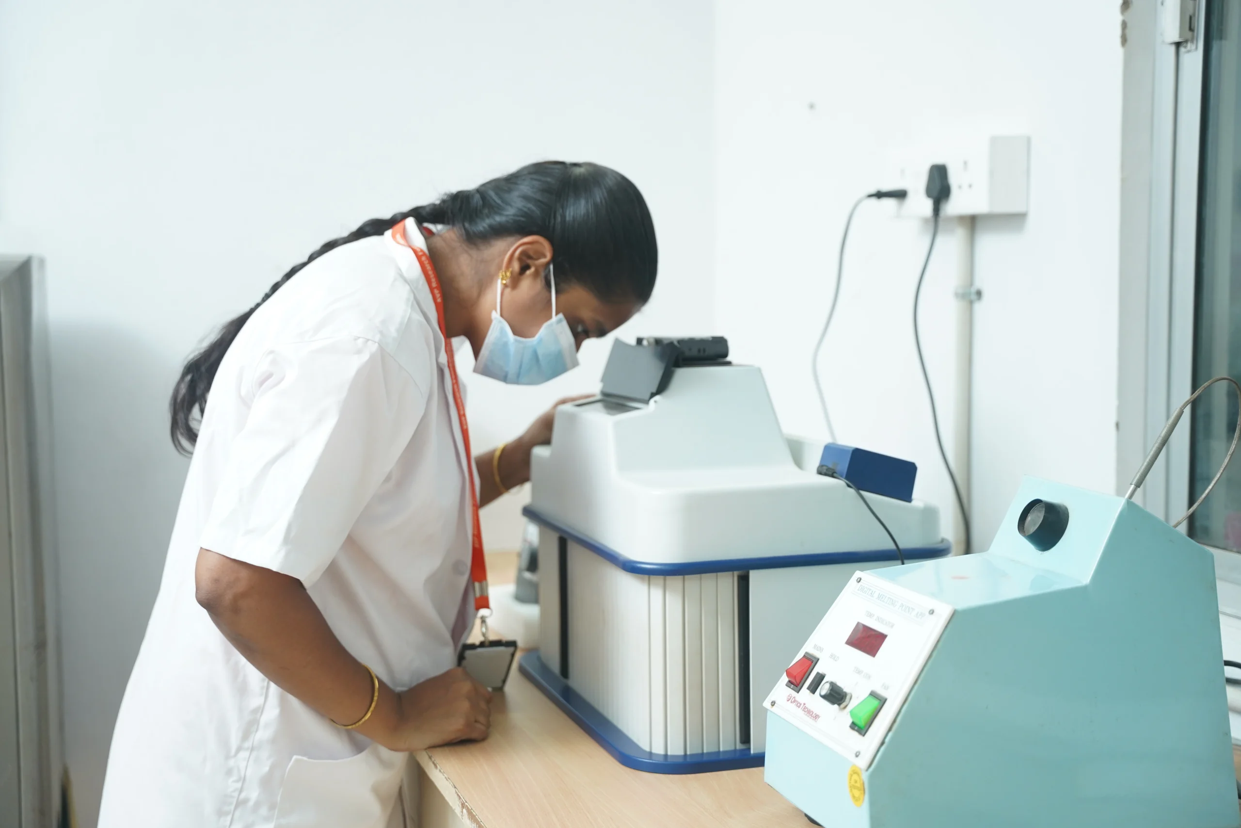 Botany and pharmacognosy laboratory for Ayurvedic medicinal plants